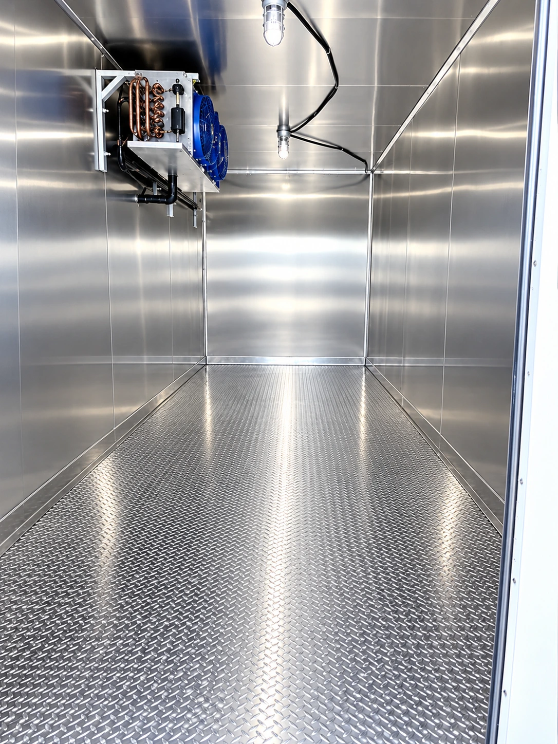 20ft Refrigerated Trailer interior and equipment